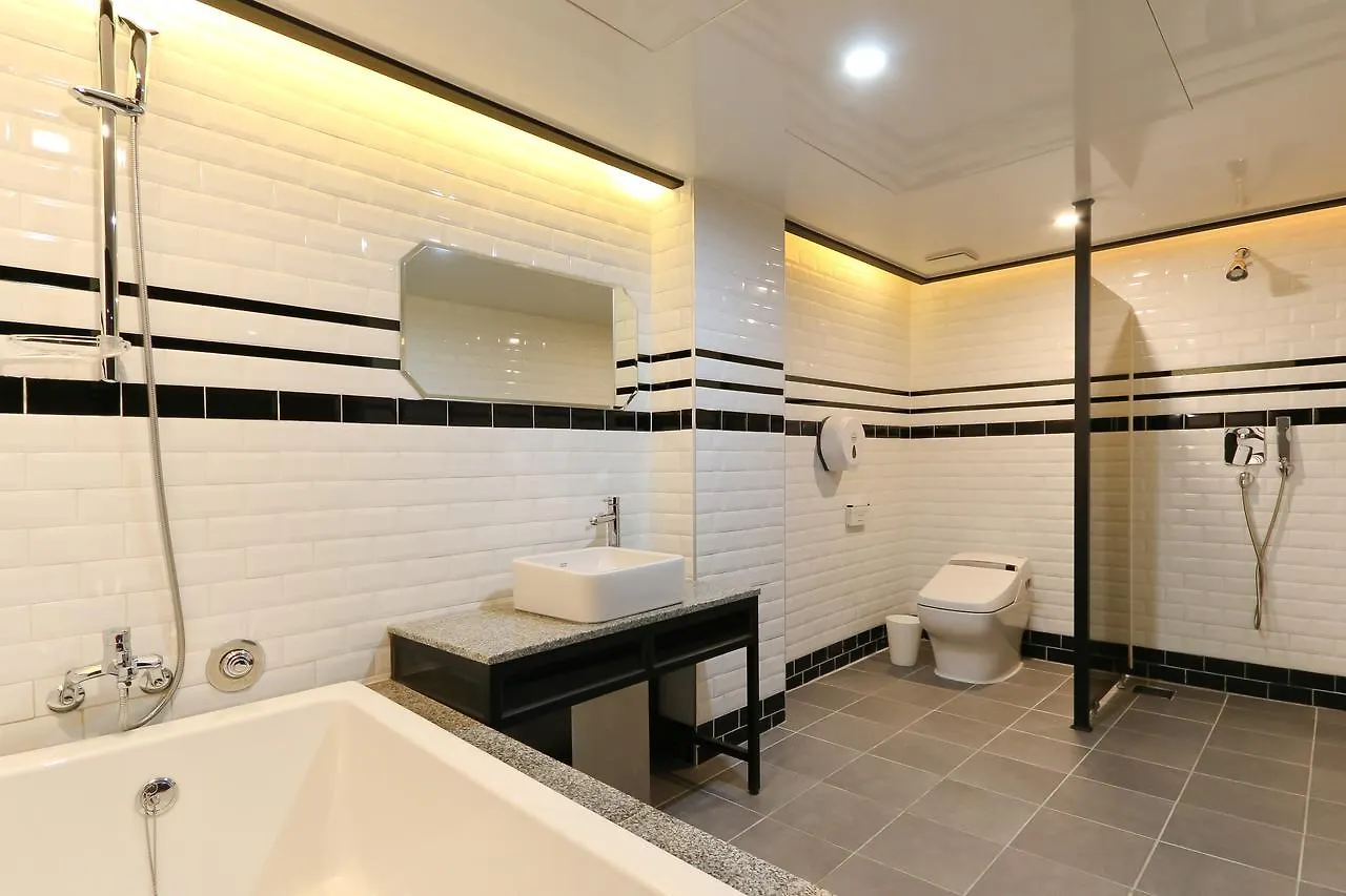 To Heaven Hotel Busan