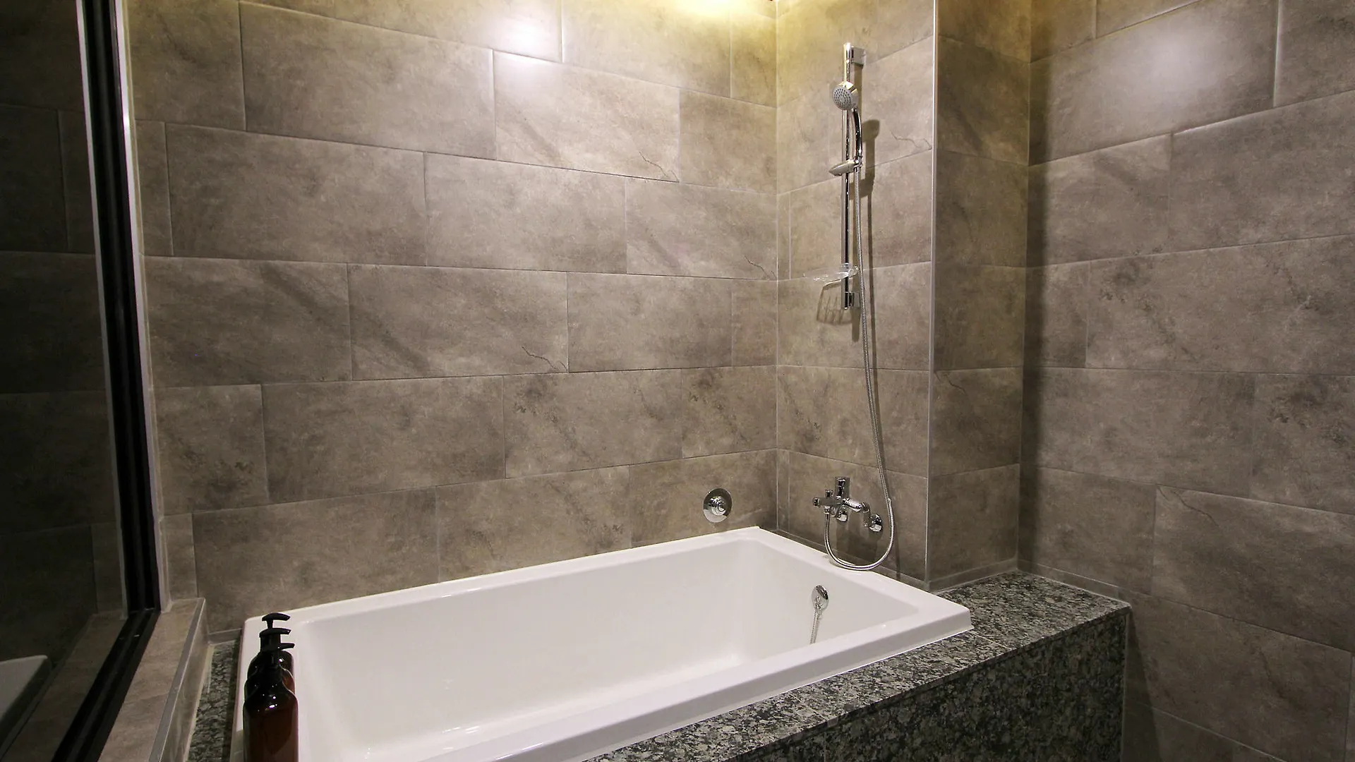 To Heaven Hotel Busan