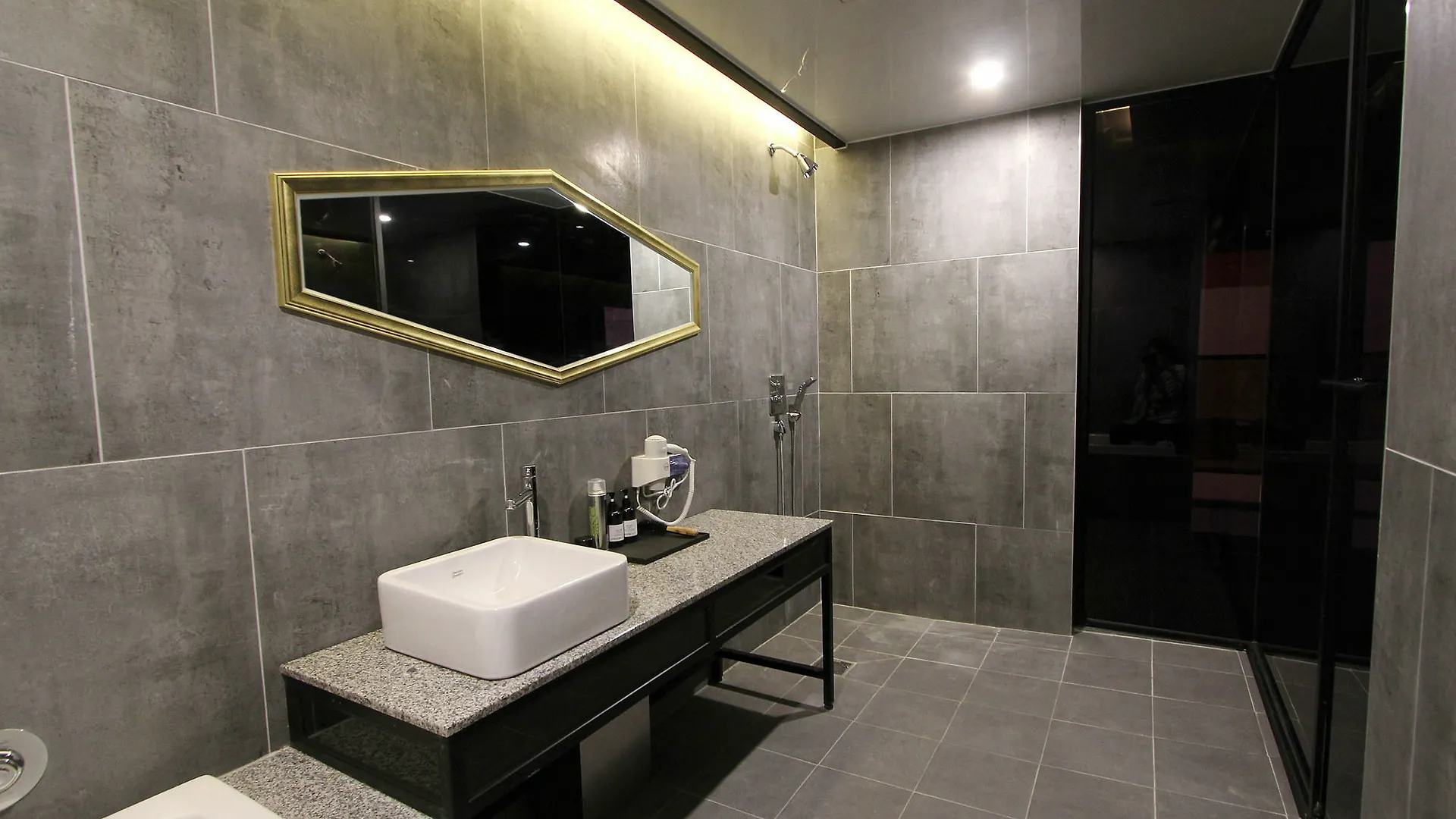 To Heaven Hotel Busan